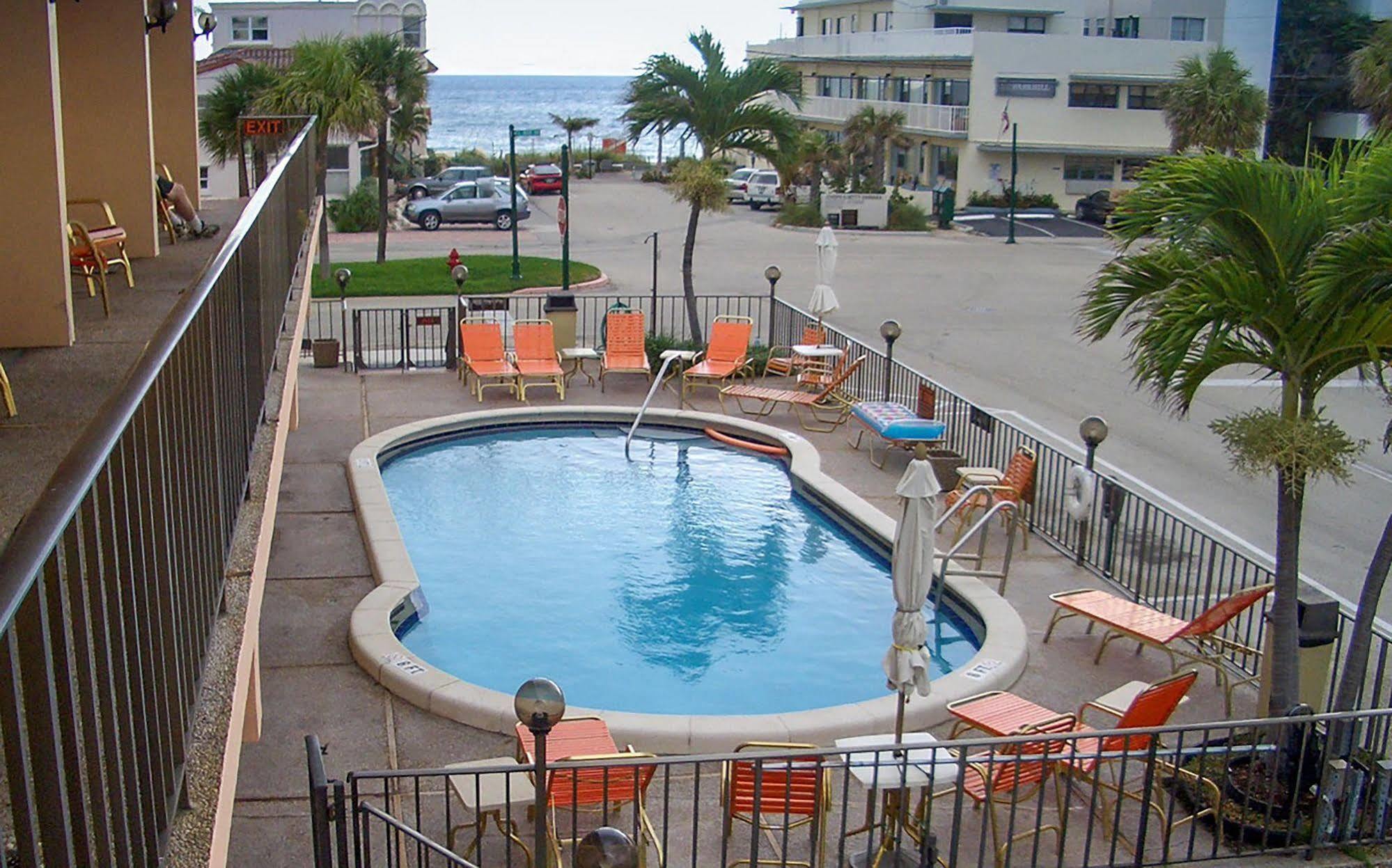 Sea Cliff Hotel Lauderdale-by-the-Sea Bagian luar foto